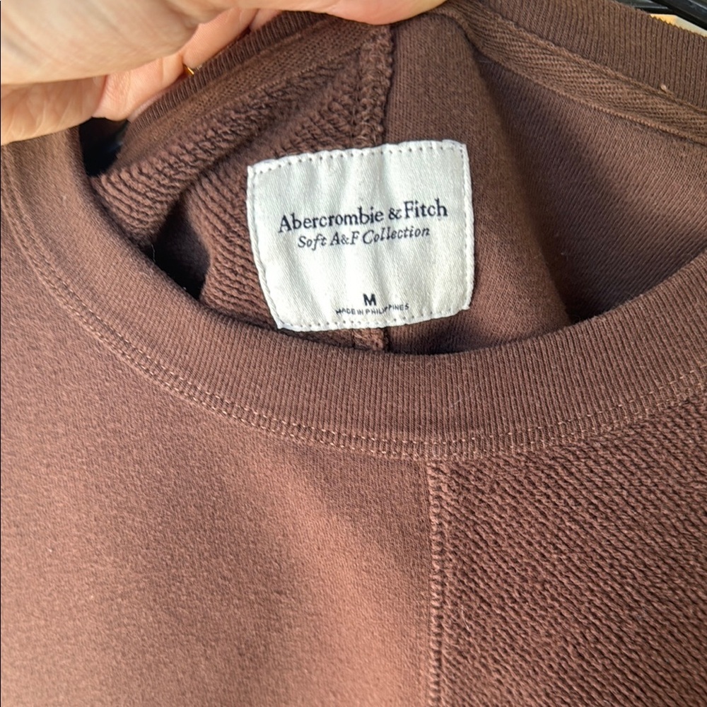 Cropped Chocolate Crew Abercrombie - Picture 6 of 6